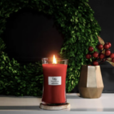 WoodWick® Large Candle – Crimson Berries