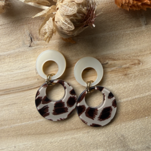 Wild Beige – Oorsteker